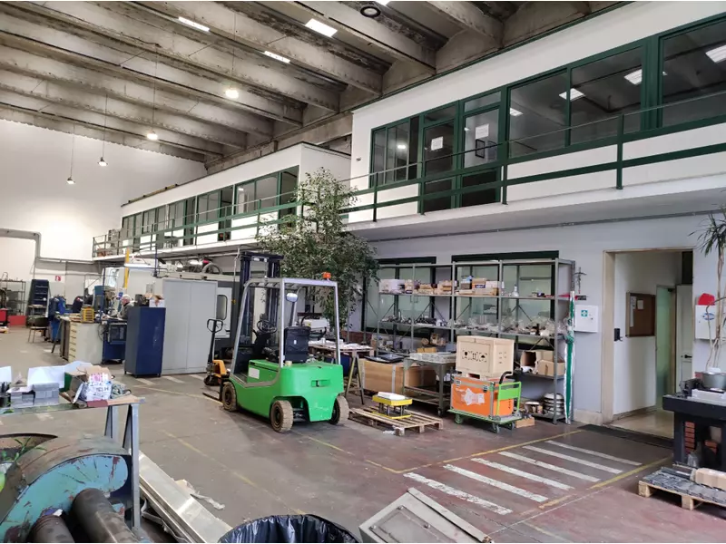 Foto Immobile Mundial Mec srl n. 1.webp